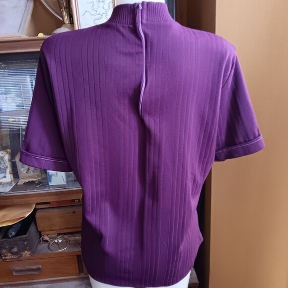 XL Vintage Purple Ribbed Short-Sleeve Mock Neck Blouse 1970's Single Stitch Plum - Picture 7 of 8